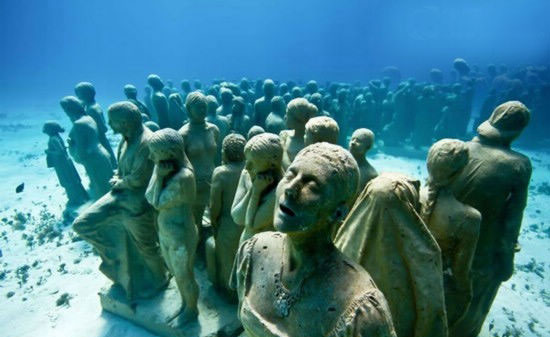 震惊！海底发现神秘人类&nbsp;疑似特异外星人(图组)