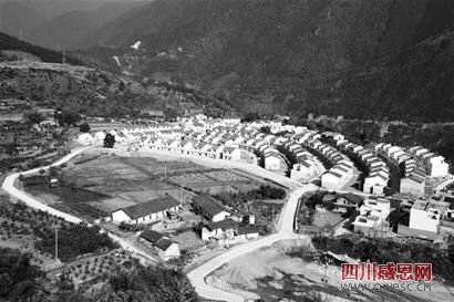 石棉：借力灾后重建新农村建设跨越推进